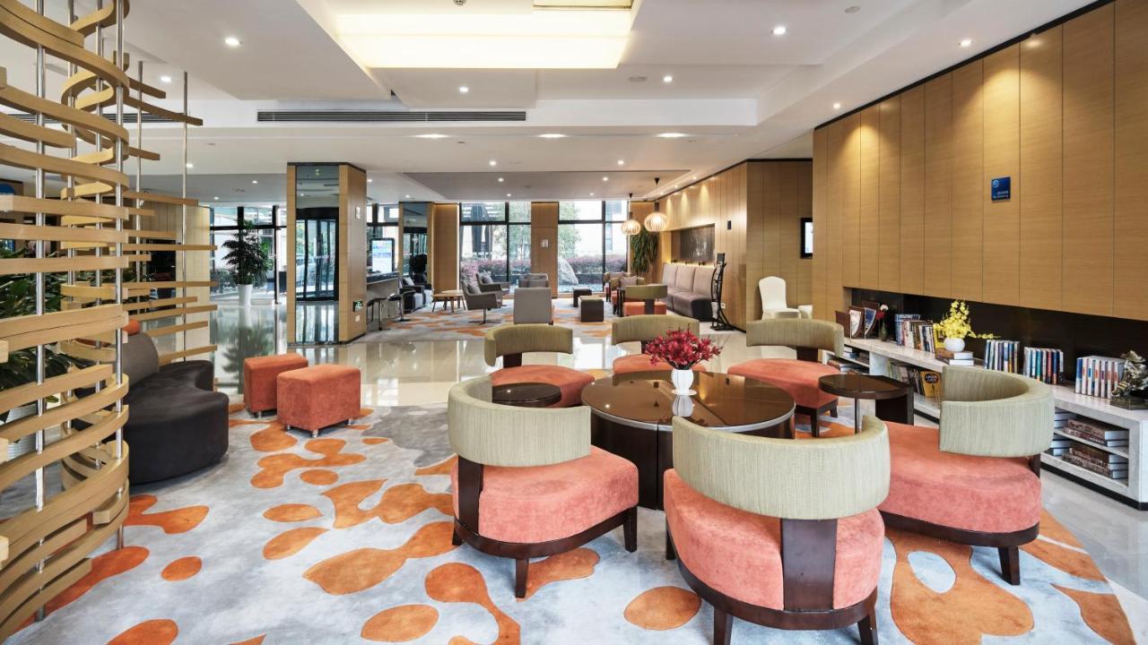 Holiday Inn Express Shanghai Gongkang By Ihg Екстер'єр фото